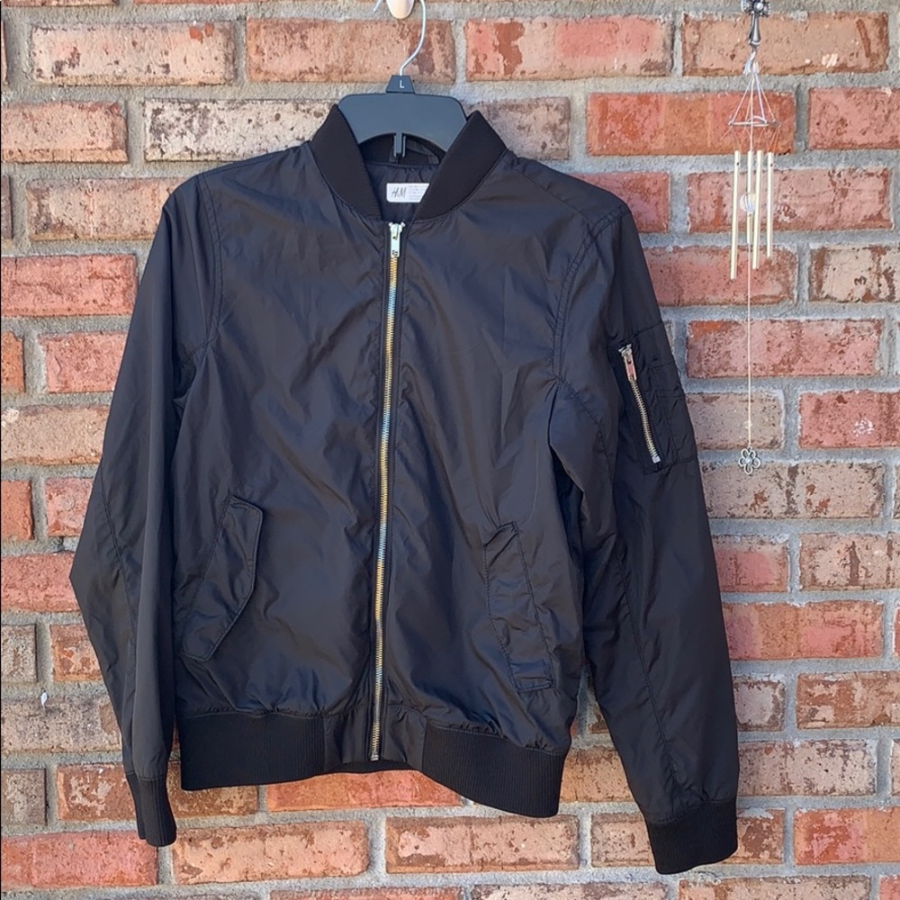 H&M very light weight bomber jacket